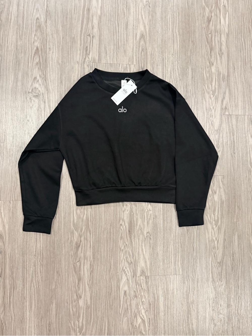 Alo Women's Black Cropped Crew Sweatshirt